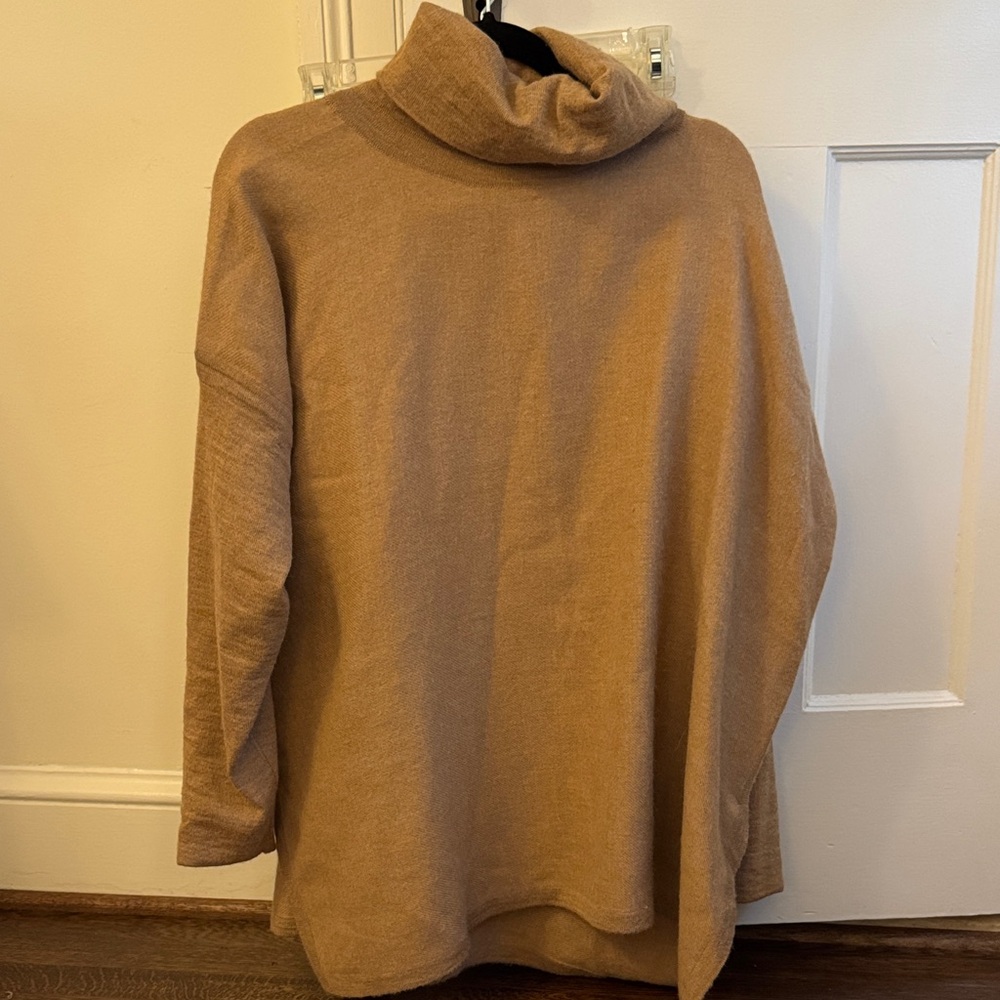 Cuyana Tan Knit Sweater - M/L